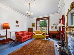 Photo 21- click for photo gallery